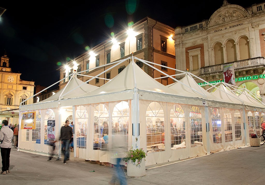 marquee tent with clear sidewalls