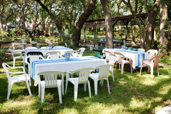 Chairs and tables rentals Miami