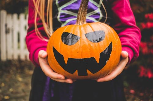 Halloween top safety tips