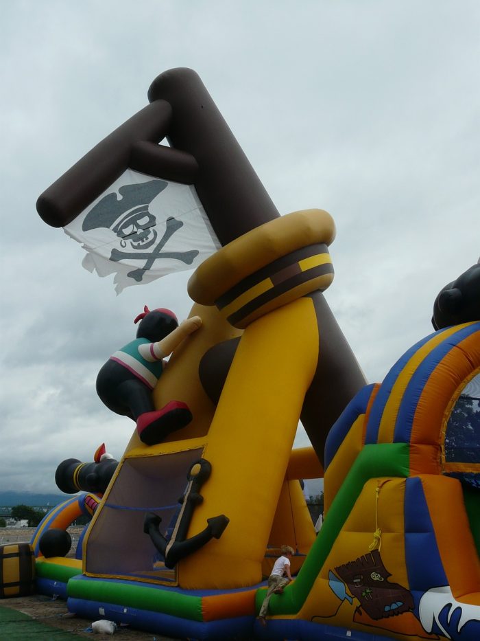Pirate theme bounce house rentals near me