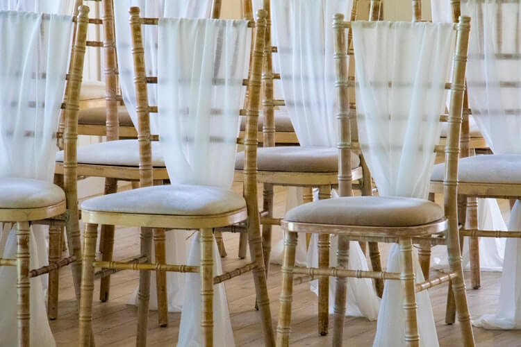 wedding chair rentals and supplies