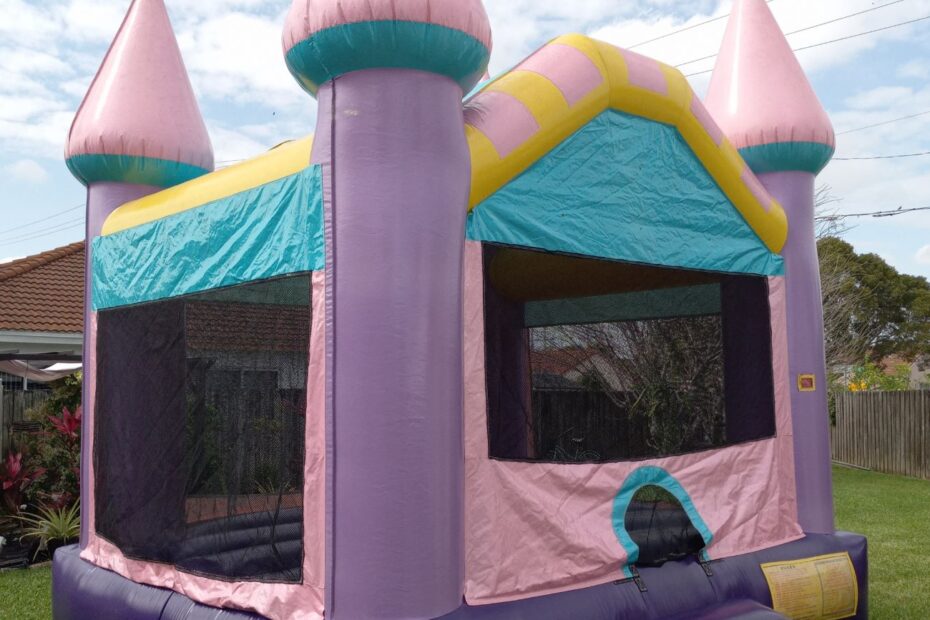 rent a bouncy house for a children party